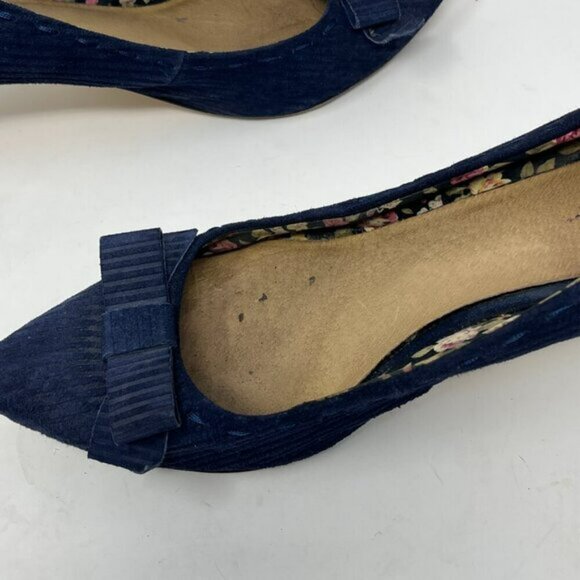 Seychelles women's Apostrophe blue corduroy kitten heel pumps 11 shoes bow - Picture 6 of 10